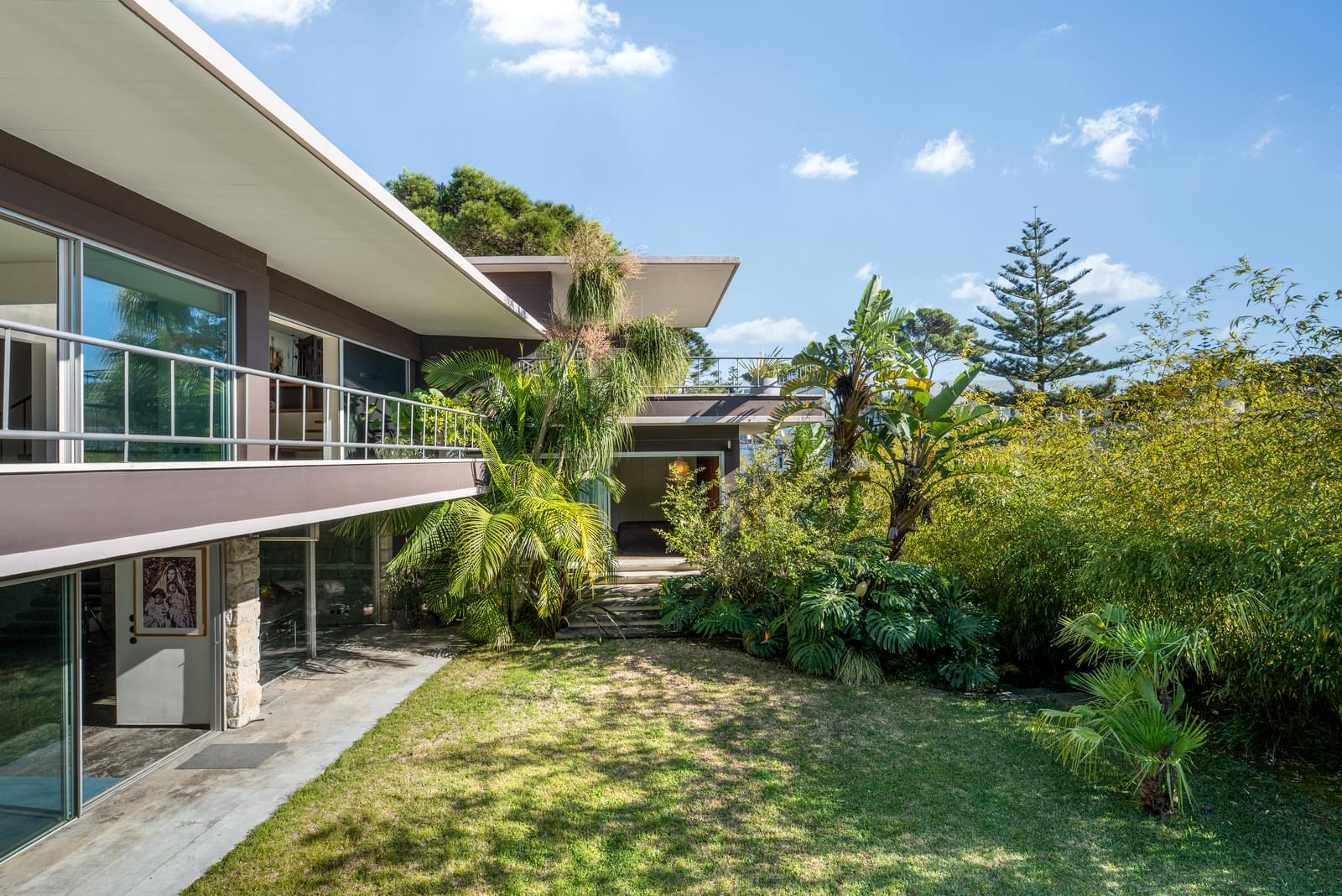 6 Bedroom Villa/Townhouse's Image 12