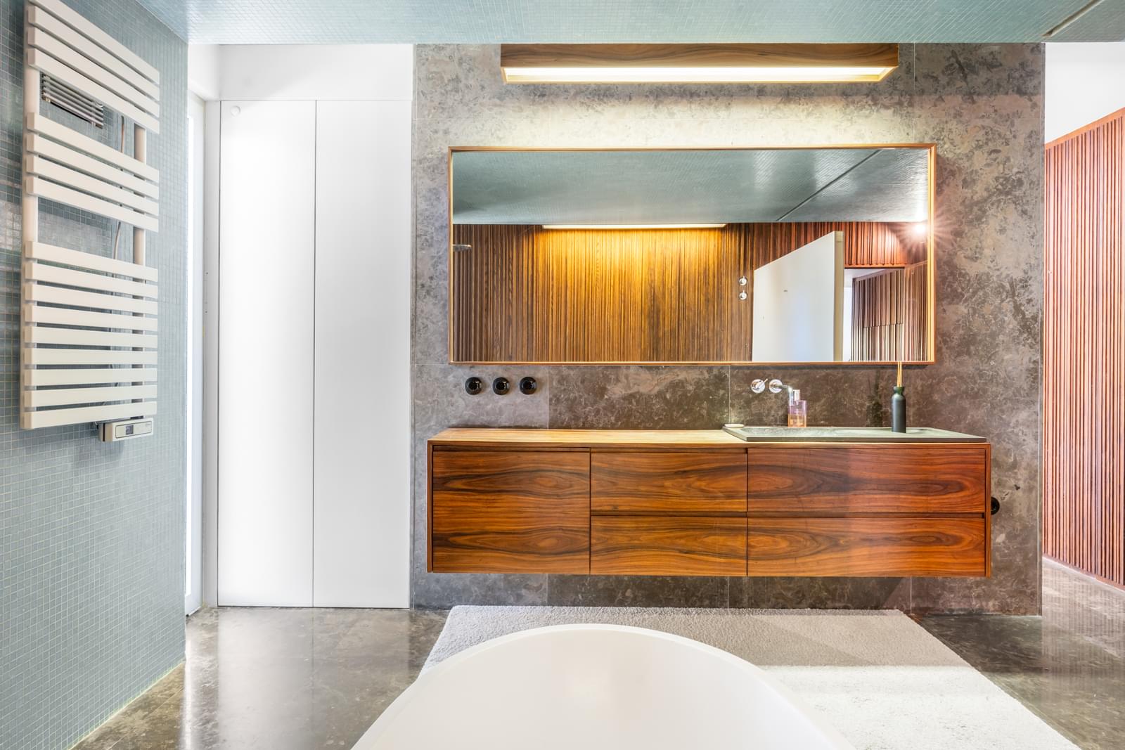 6 Bedroom Villa/Townhouse's Image 41