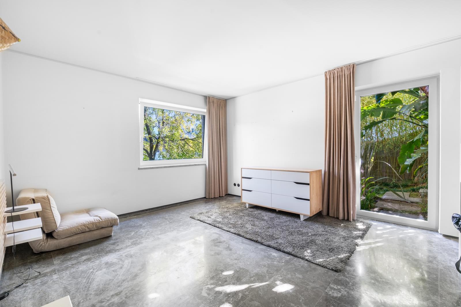 6 Bedroom Villa/Townhouse's Image 39