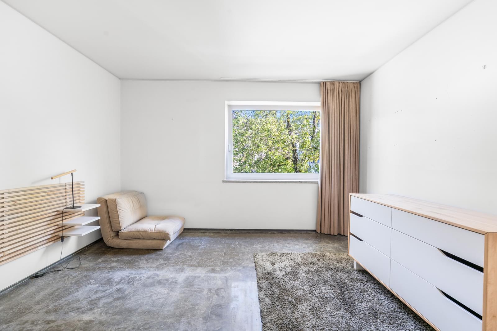 6 Bedroom Villa/Townhouse's Image 43