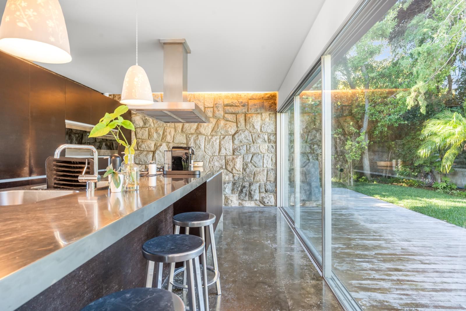 6 Bedroom Villa/Townhouse's Image 45