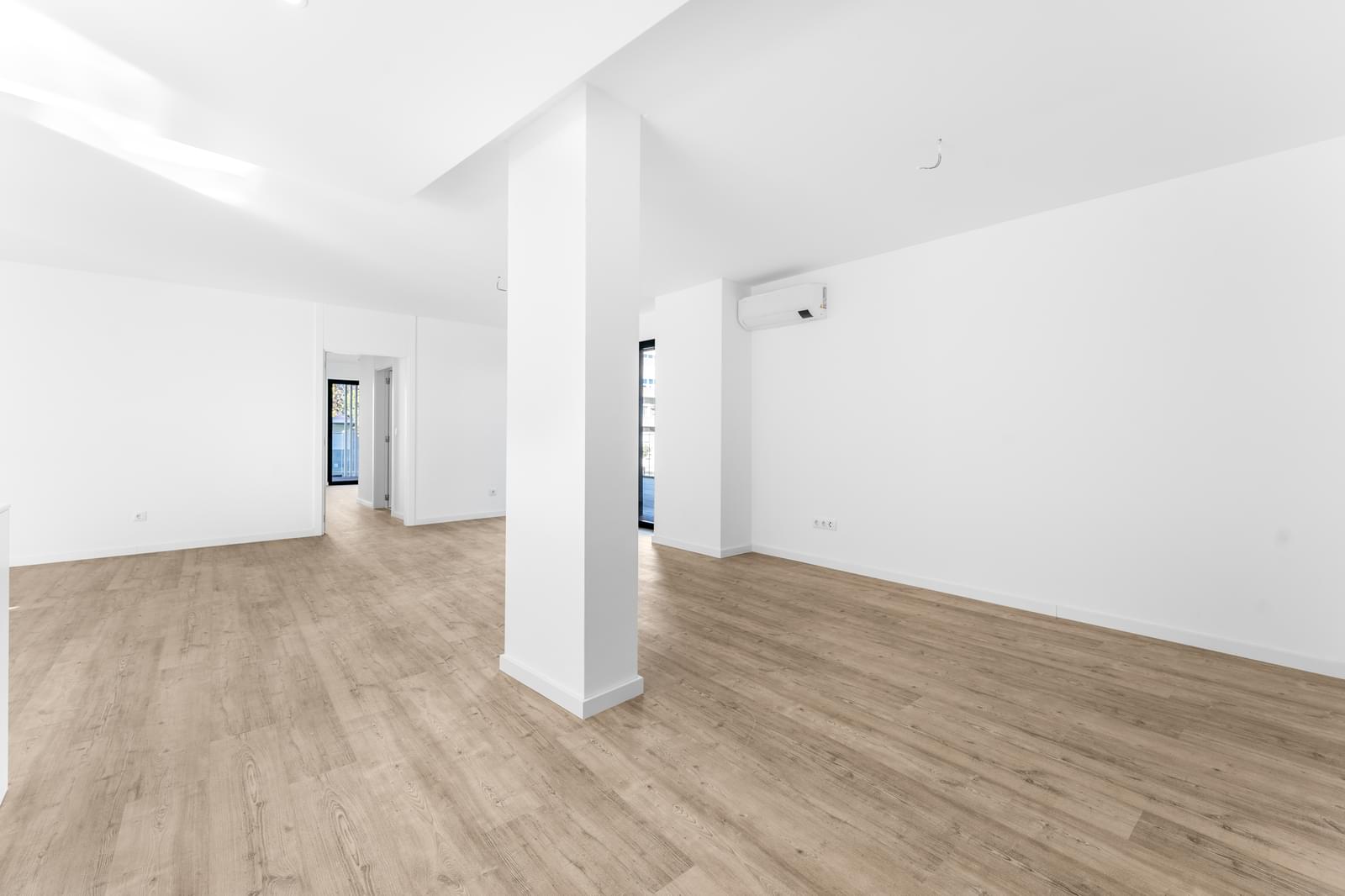 Apartamento T3 com estacionamento, Odivelas - Imagem 11