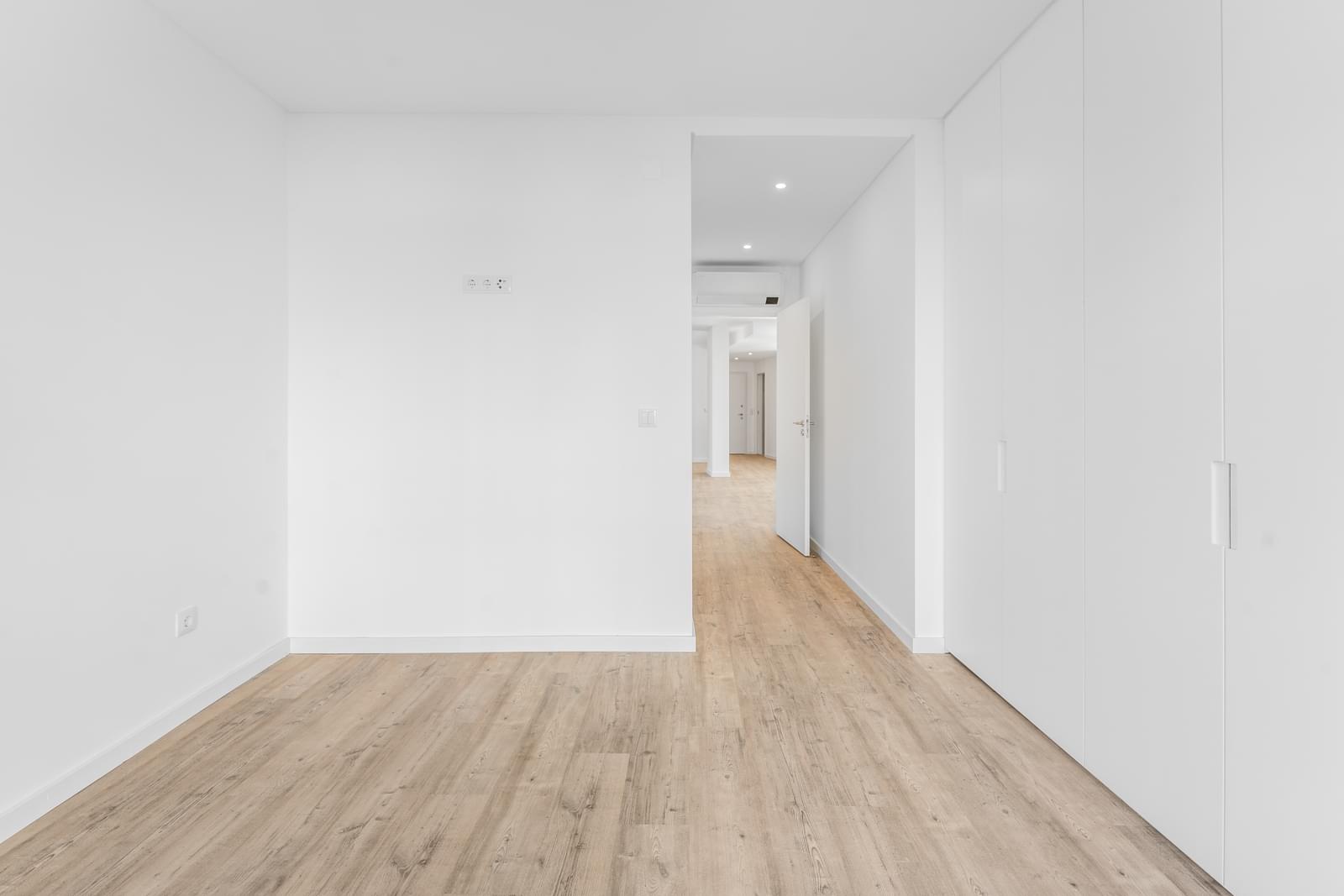 Apartamento T3 com estacionamento, Odivelas - Imagem 12