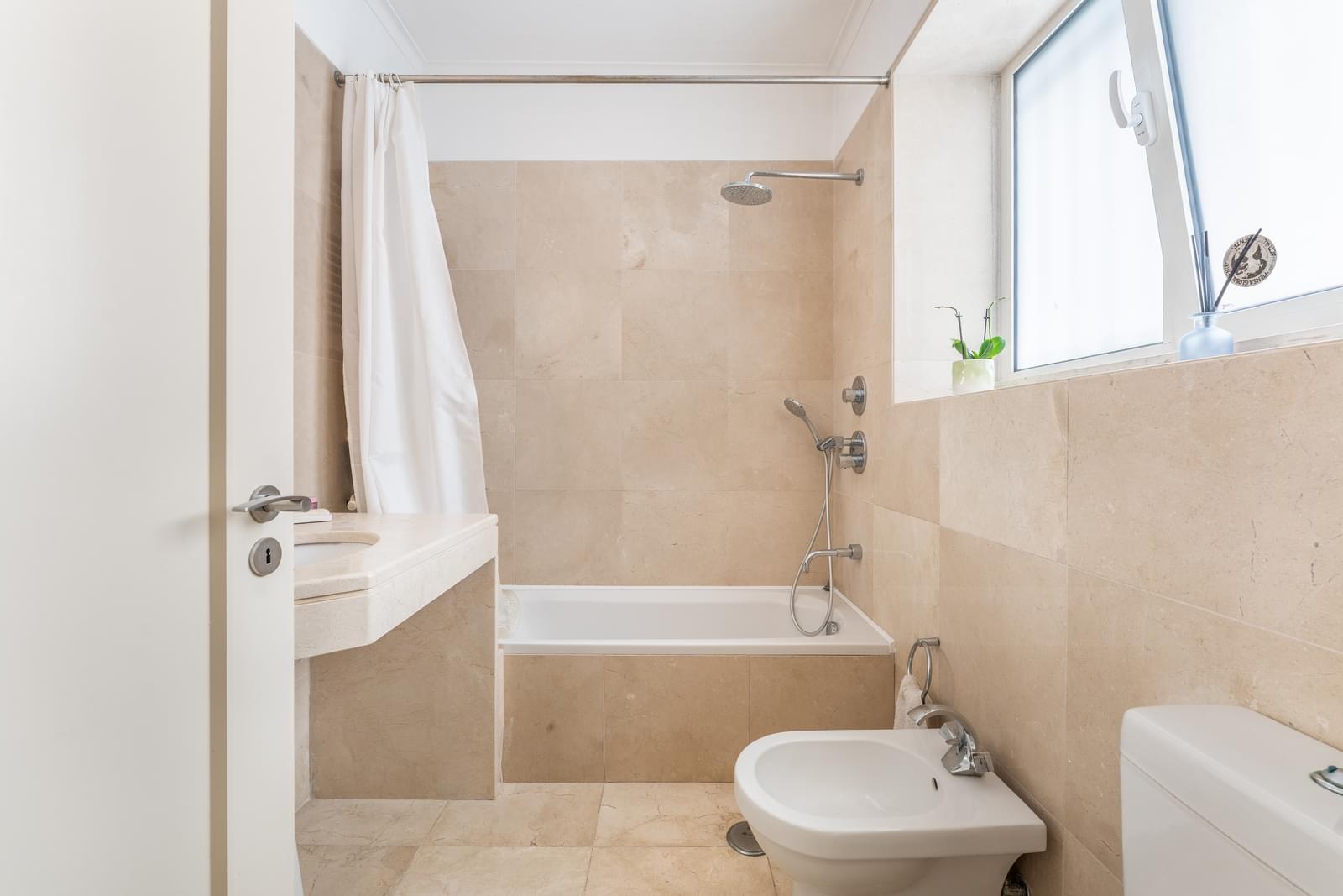 5 Bedroom Villa/Townhouse's Image 27
