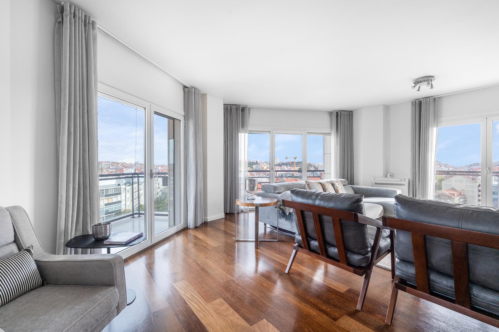 Apartamento T3 com estacionamento, Saldanha, Lisboa - Imagem 4