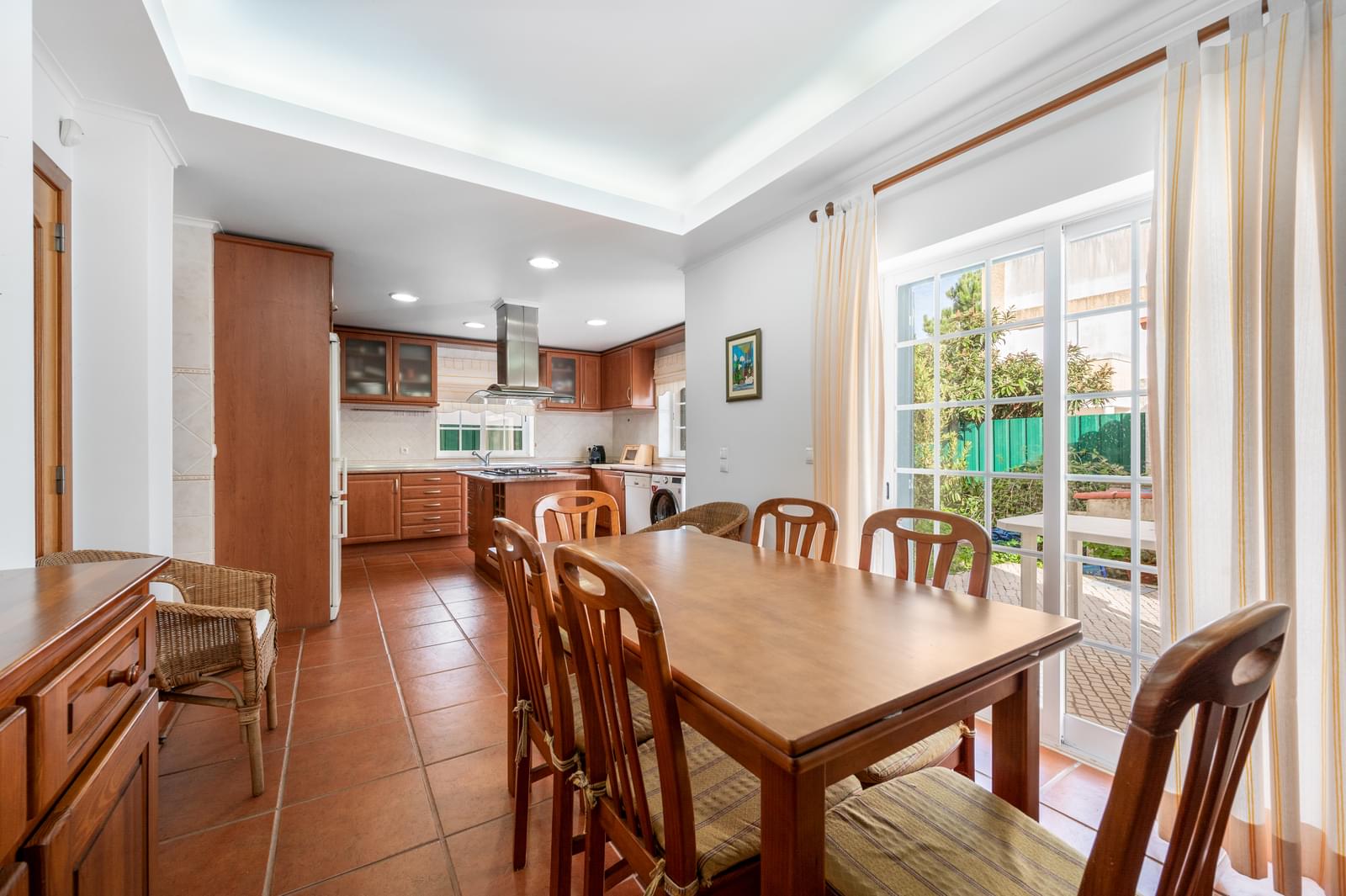 Moradia Isolada T3 com jardim, Aroeira, Almada - Imagem 11