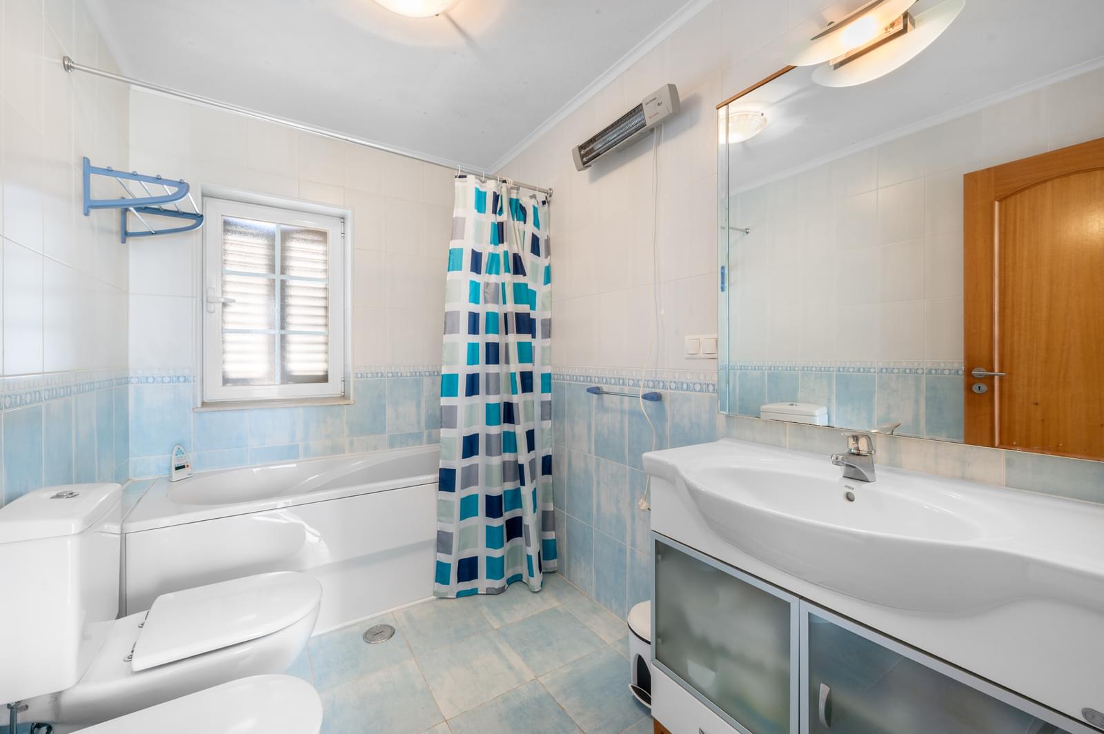 Moradia Isolada T3 com jardim, Aroeira, Almada - Imagem 24