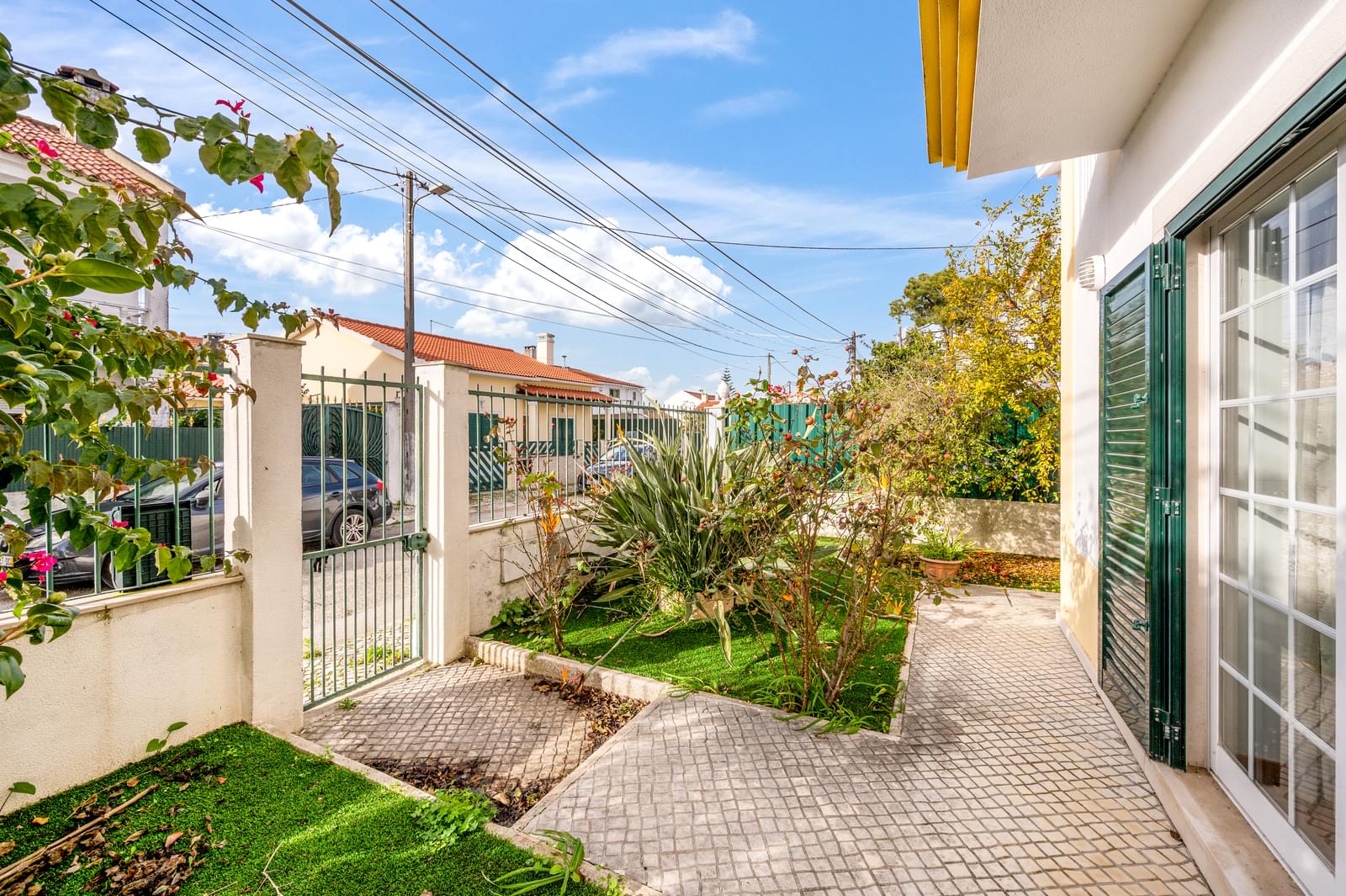 Moradia Isolada T3 com jardim, Aroeira, Almada - Imagem 30