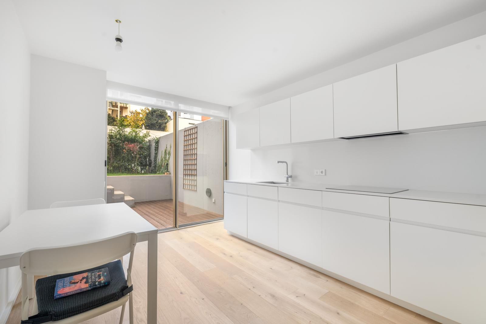 Apartamento T1 + 1 com vista, Campo Pequeno, Lisboa - Imagem 3