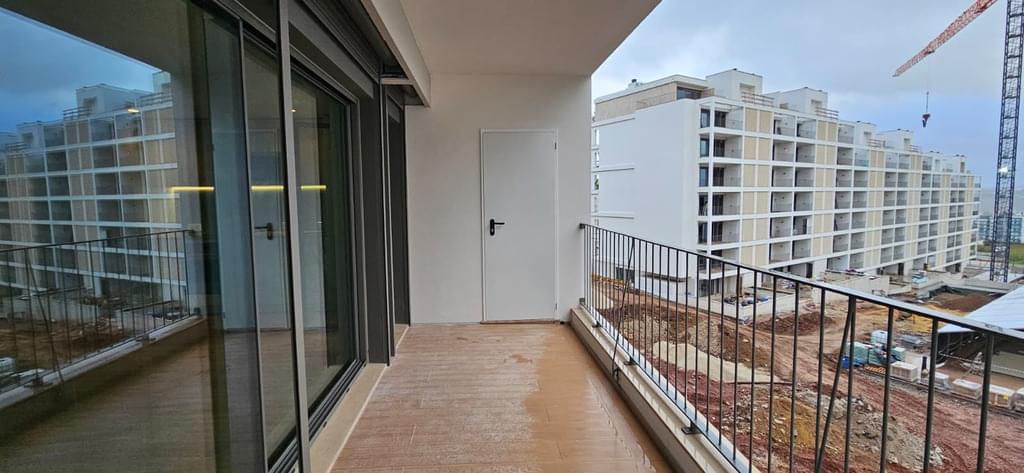 3 Bedroom Apartment with swimming pool, Santo António dos Cavaleiros, Loures 2791604971