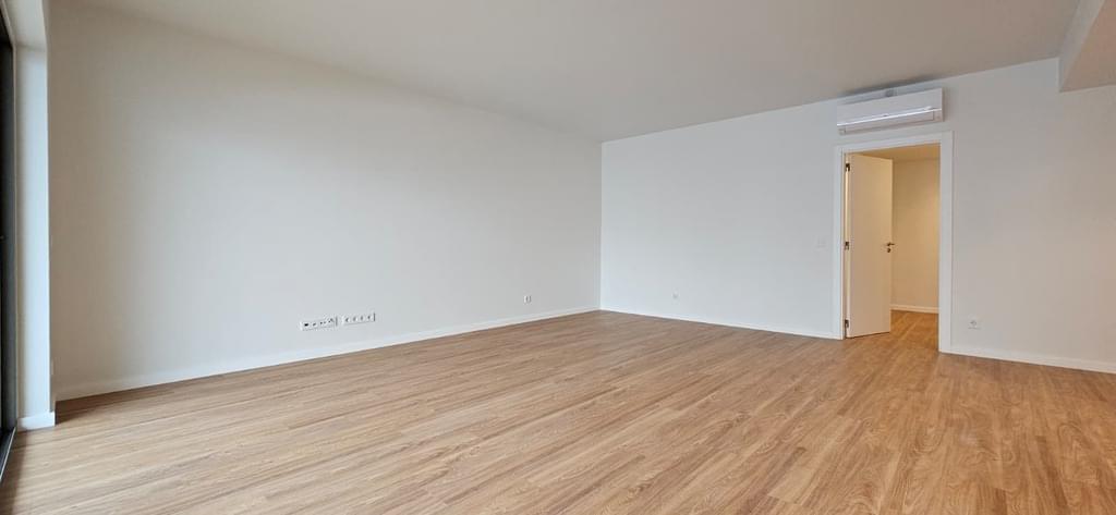 3 Bedroom Apartment with swimming pool, Santo António dos Cavaleiros, Loures 2791604971