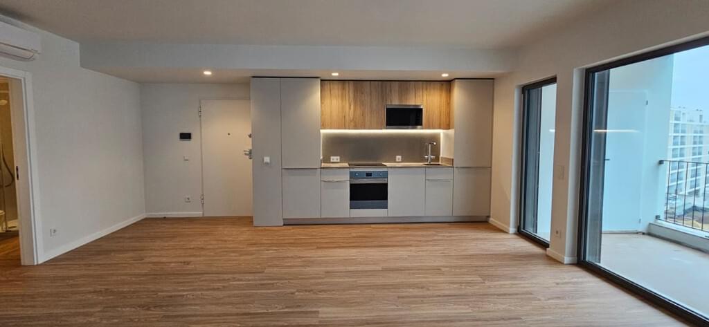 3 Bedroom Apartment with swimming pool, Santo António dos Cavaleiros, Loures 2791604971