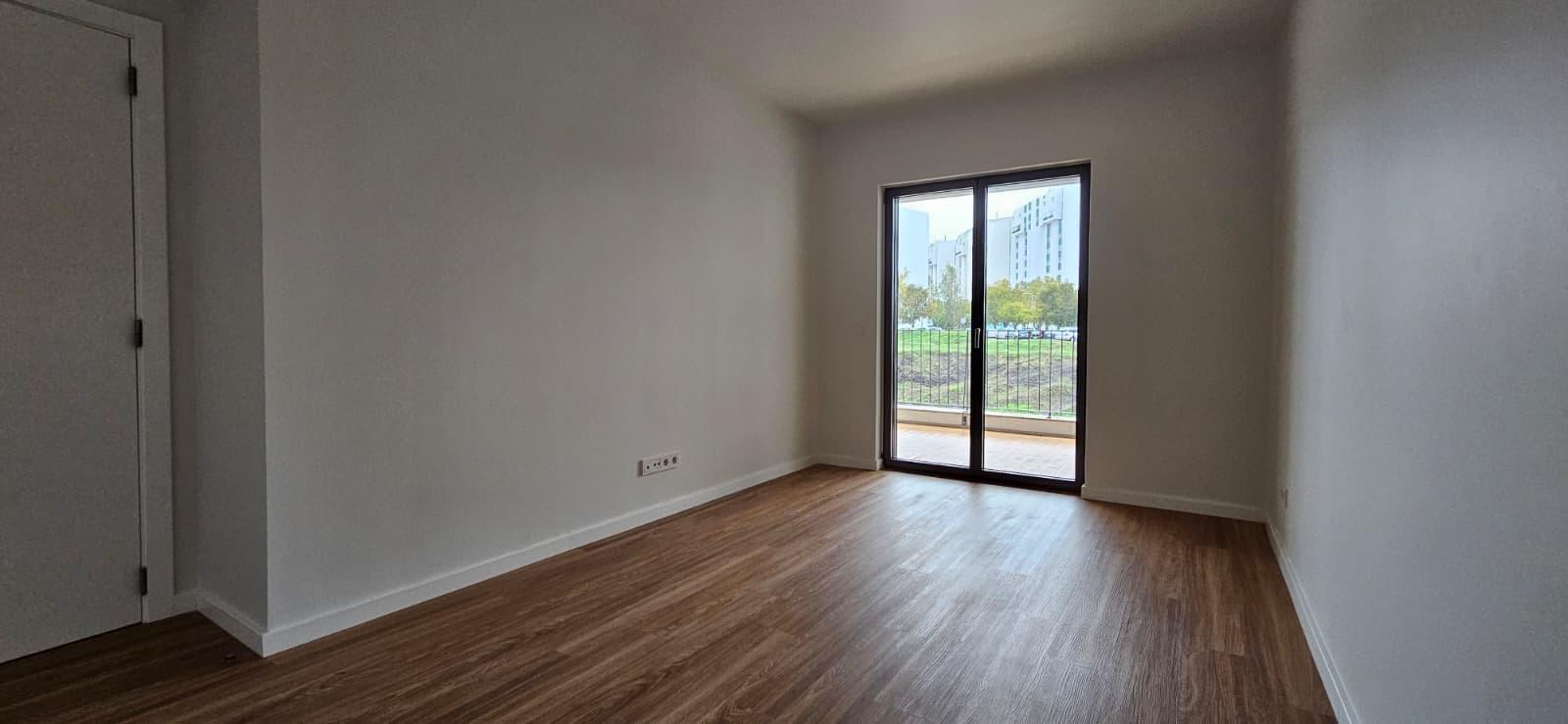 Apartamento T3 com piscina, Santo António dos Cavaleiros, Loures - Imagem 19
