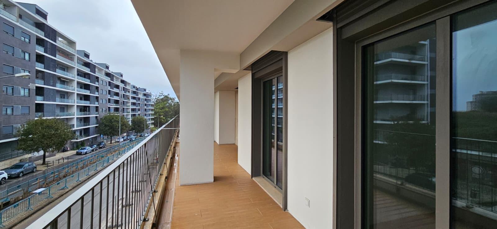 Apartamento T3 com piscina, Santo António dos Cavaleiros, Loures - Imagem 22