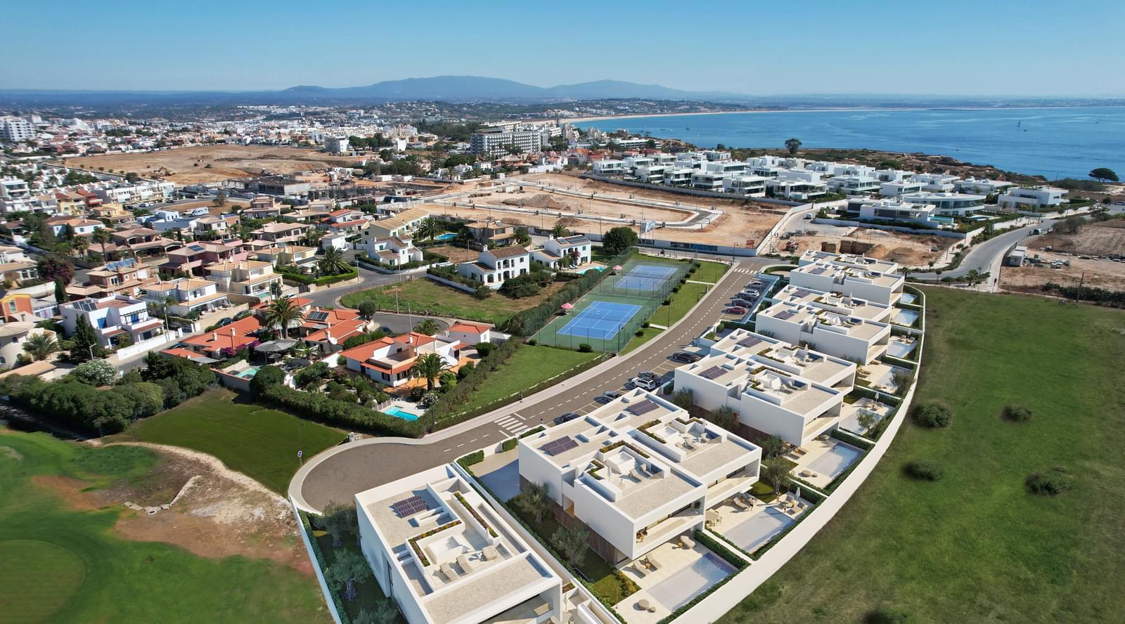 Moradia Geminada T4 no LightHouses, Lagos - Imagem 14