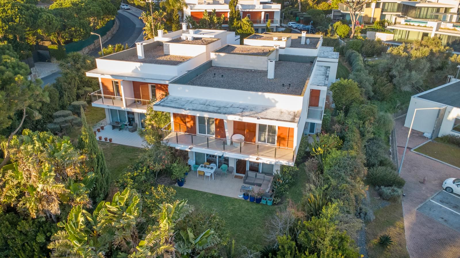 Moradia T5 com piscina, Guia, Cascais - Imagem 31