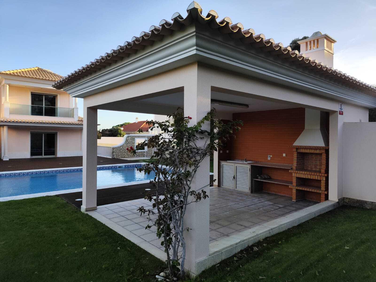 Moradia T6 com piscina, Quinta da Beloura, Sintra - Imagem 5