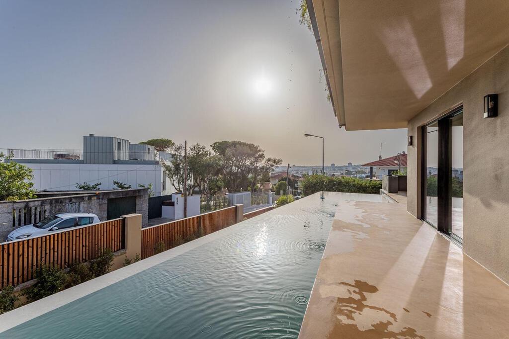 4 Bedroom House with swimming pool, Parede, Cascais 2056554899
