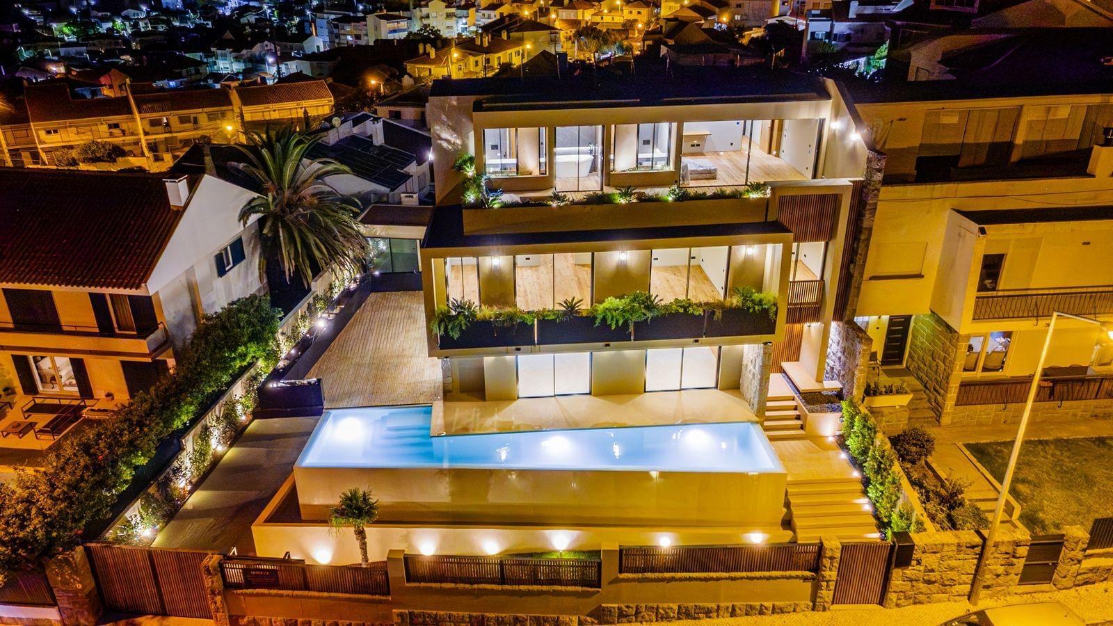 4 Bedroom Villa/Townhouse's Image 33