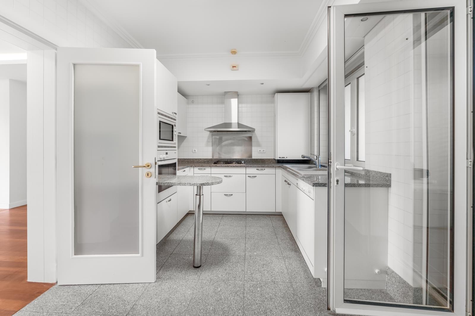 Apartamento T4 com piscina, Estoril, Cascais - Imagem 13