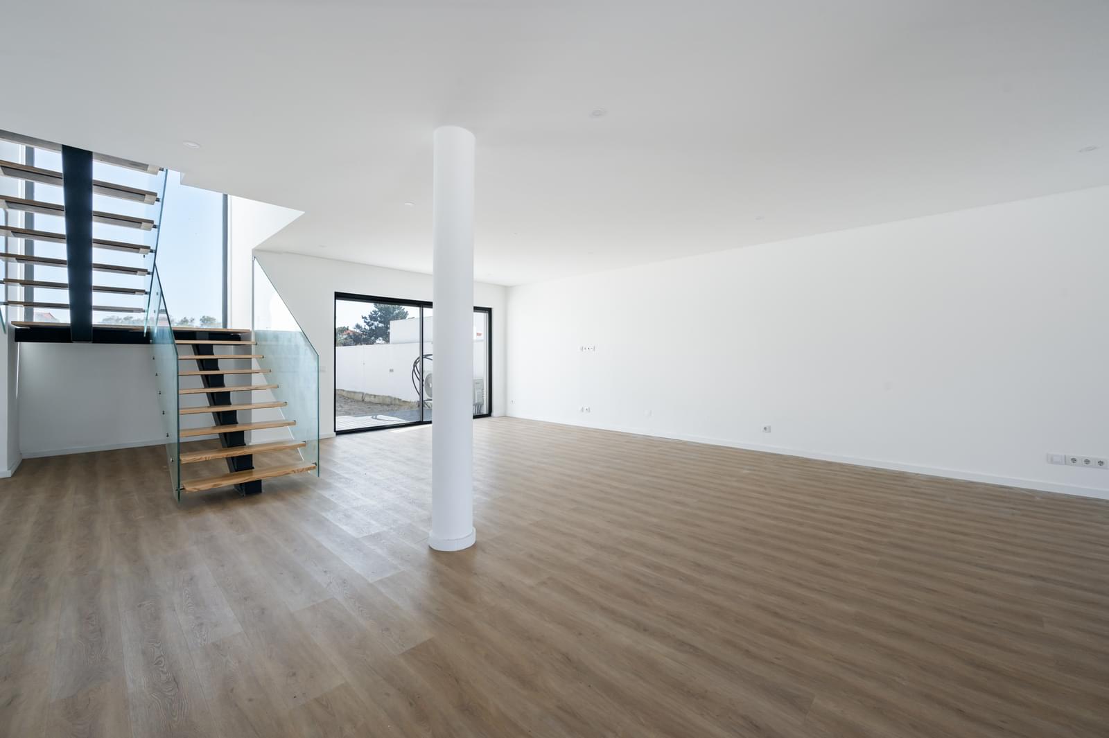 4 Bedroom Villa/Townhouse's Image 8