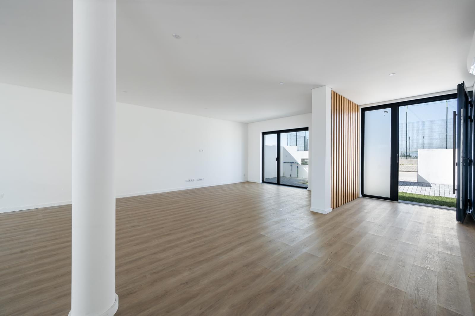 4 Bedroom Villa/Townhouse's Image 9