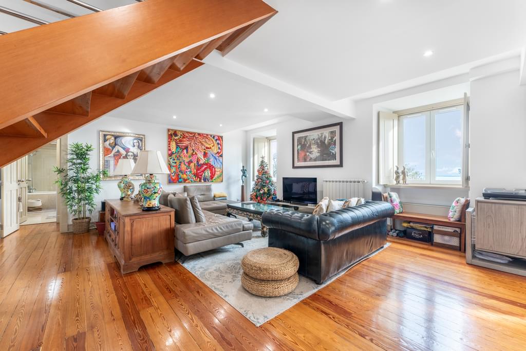 4 Bedroom Duplex with parking, Lisboa 506383421