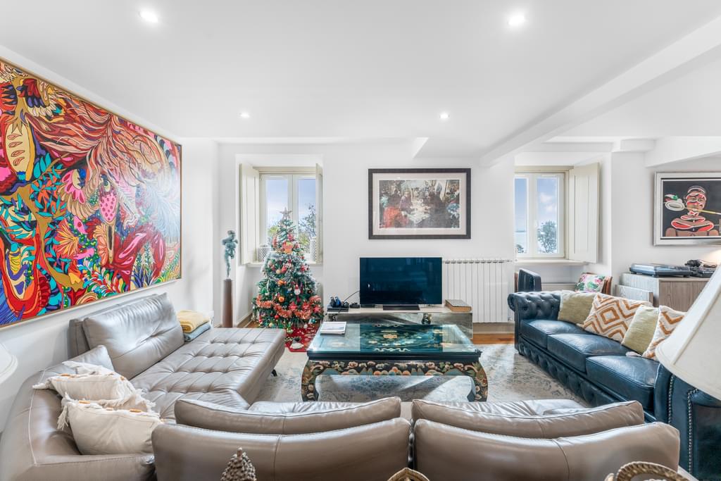 4 Bedroom Duplex with parking, Santa Engrácia, Lisboa 2490875678