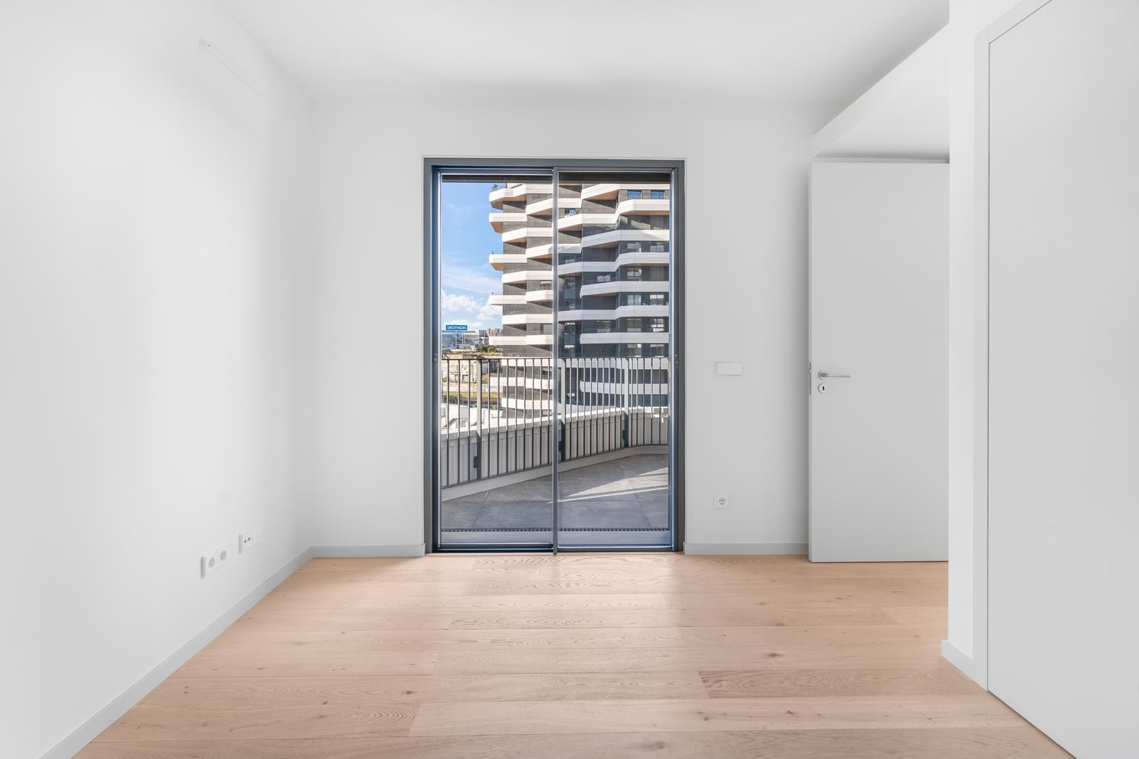 Apartamento T1 com piscina, Parque das Nações, Lisboa - Imagem 9