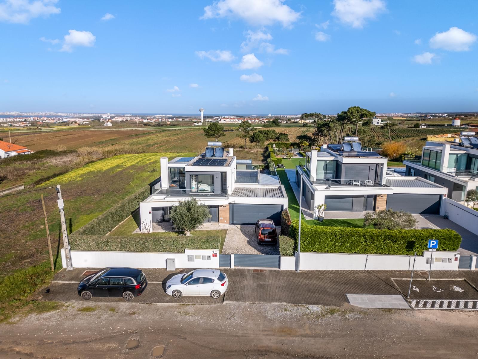 3 Bedroom Villa/Townhouse's Image 49