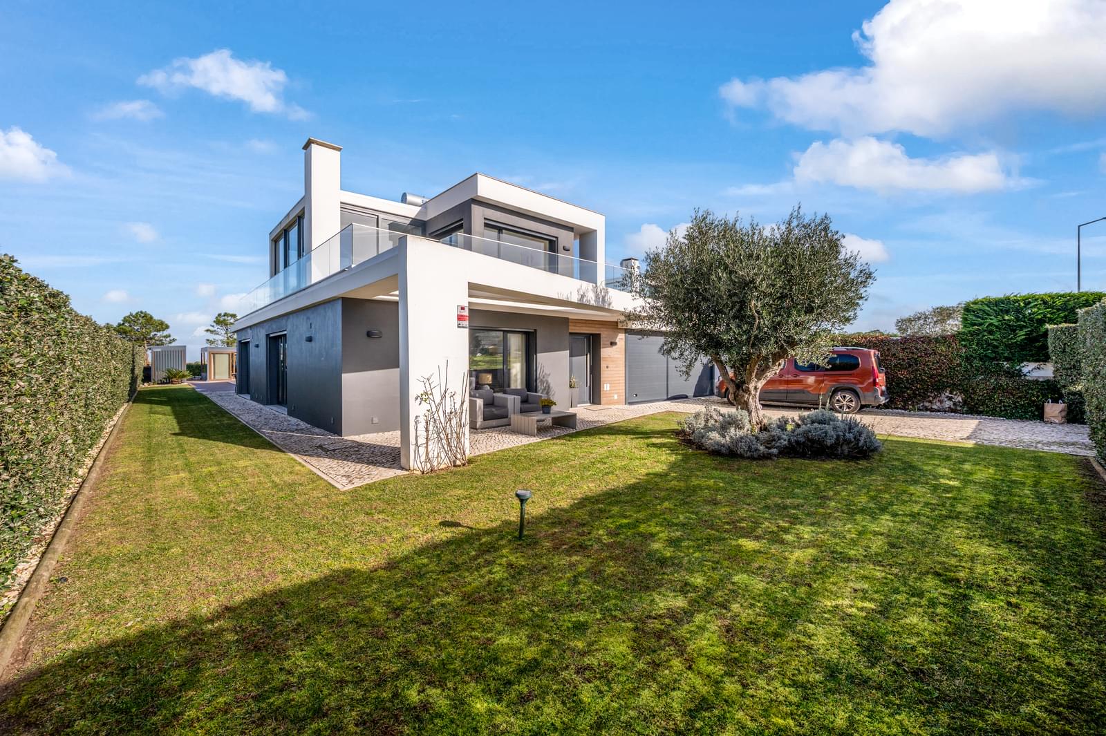 3 Bedroom Villa/Townhouse's Image 12