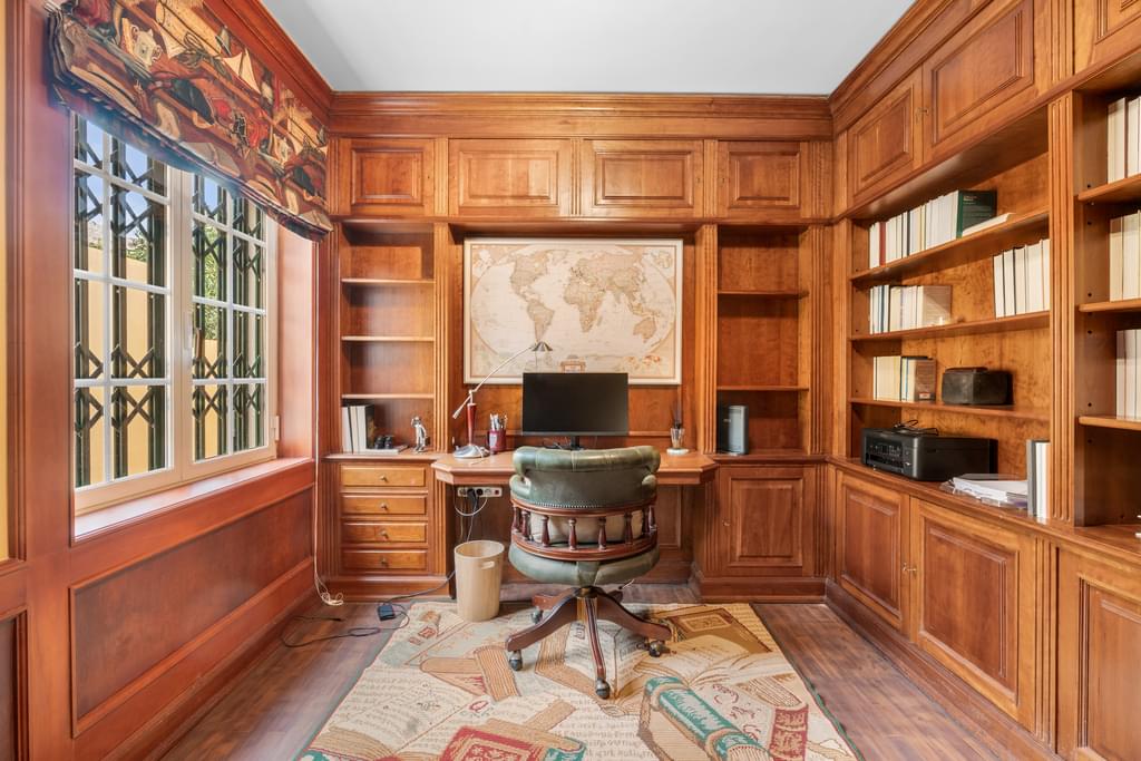 4 Bedroom House with parking, Bicesse, Cascais 140391168