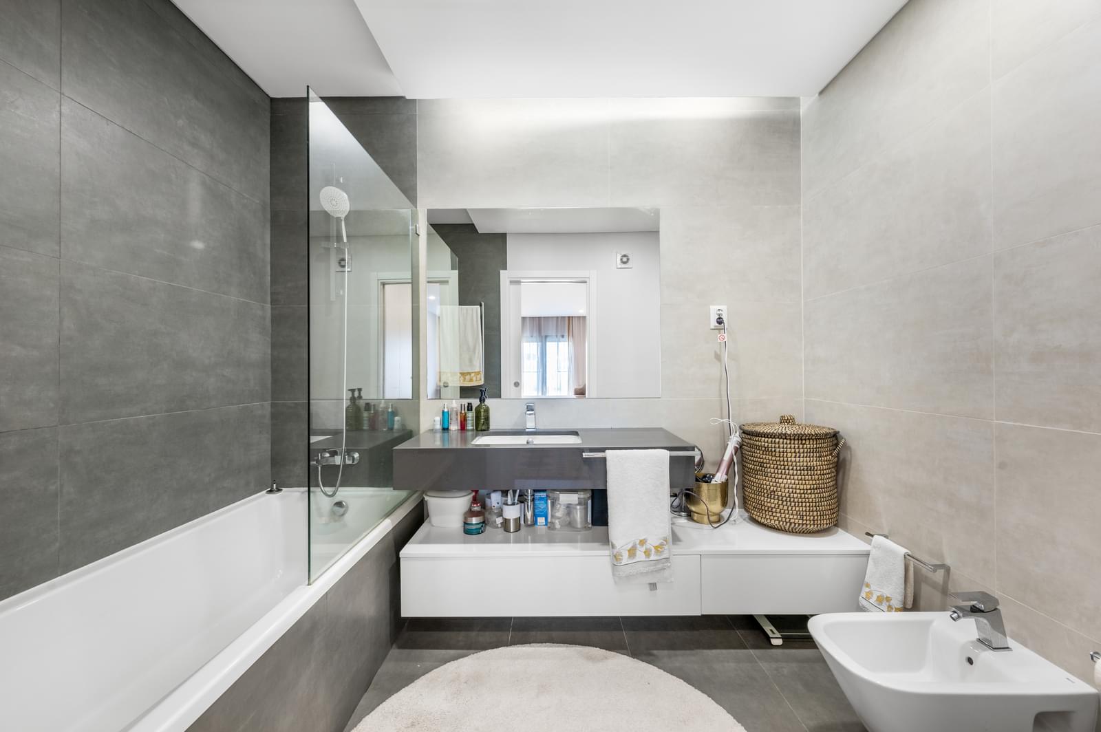 Penthouse T3 com vista, Aroeira, Almada - Imagem 35