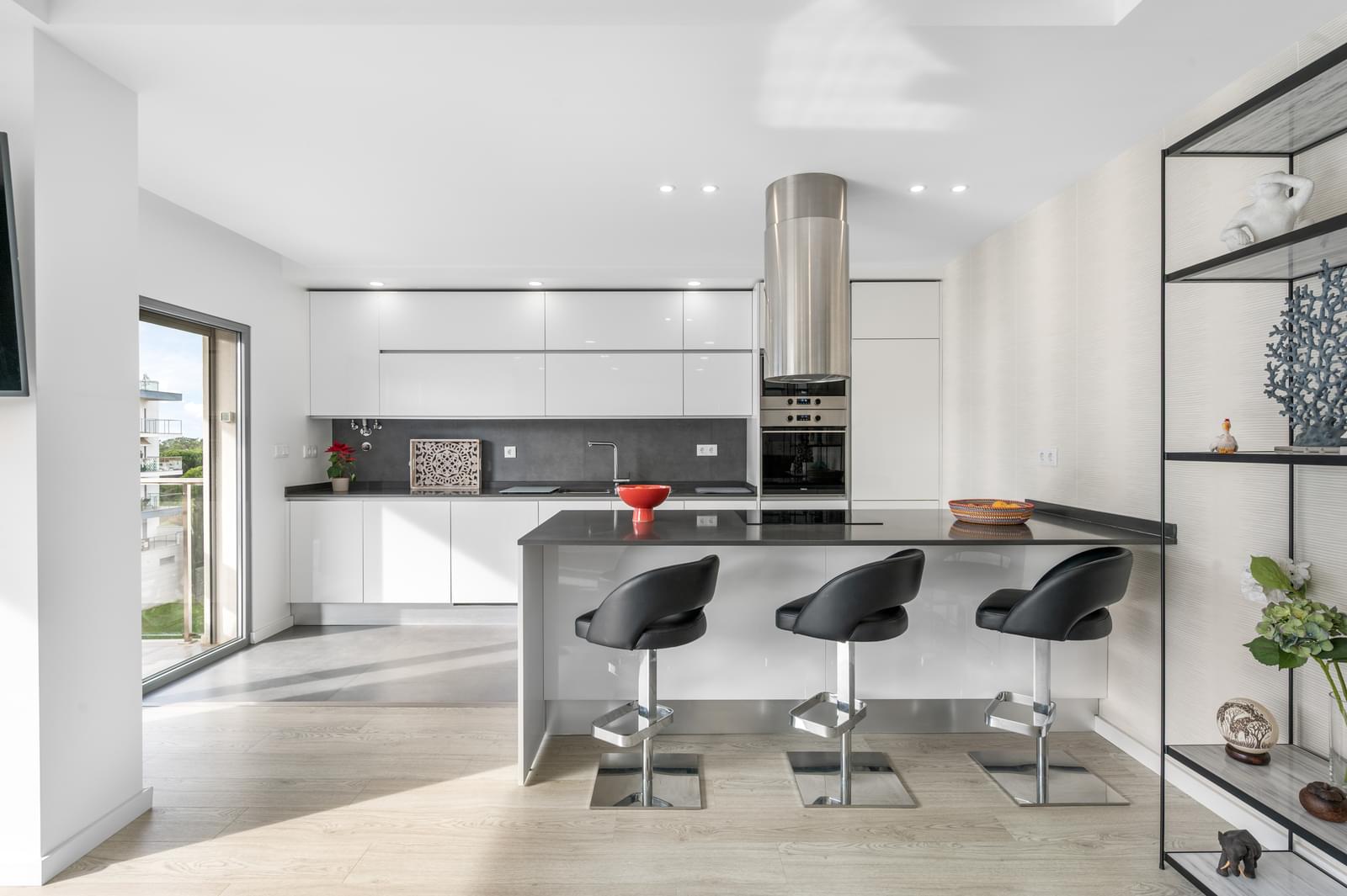 Penthouse T3 com vista, Aroeira, Almada - Imagem 16