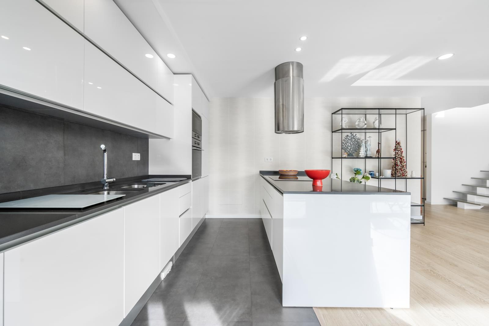 Penthouse T3 com vista, Aroeira, Almada - Imagem 18