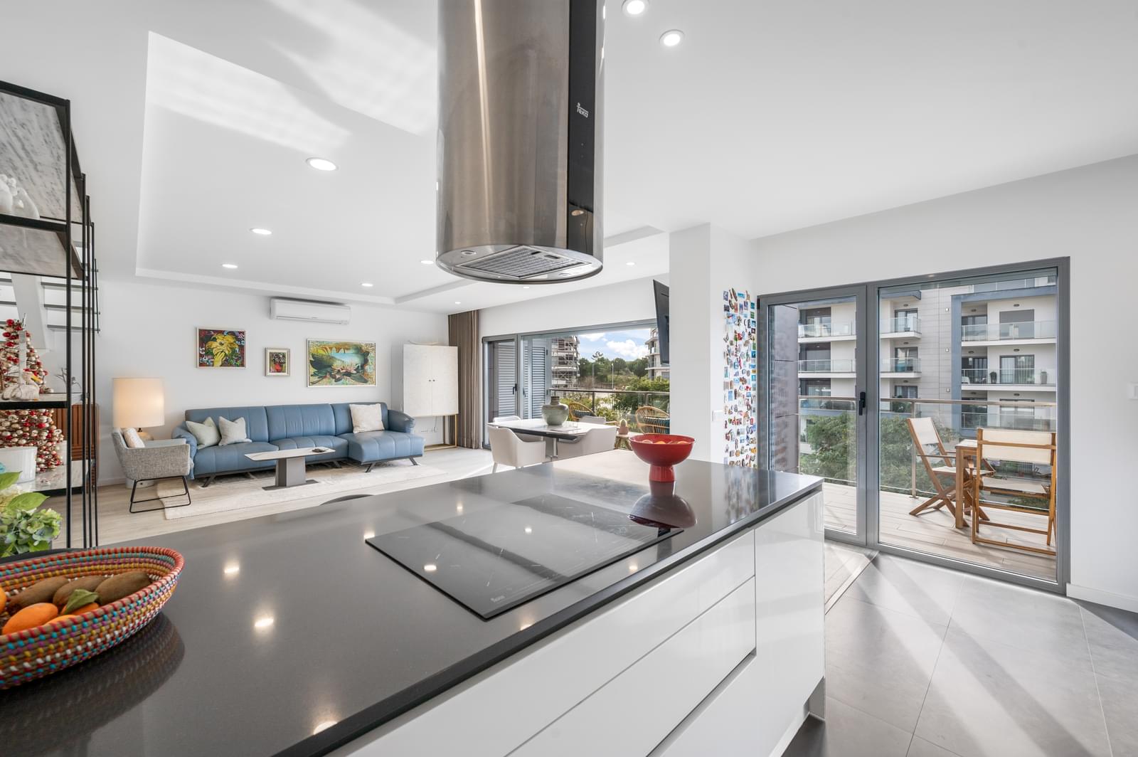 Penthouse T3 com vista, Aroeira, Almada - Imagem 17