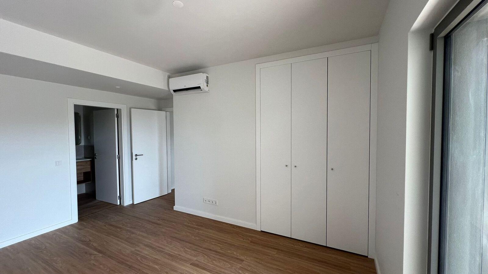 Apartamento T4 com piscina, Loures - Imagem 15