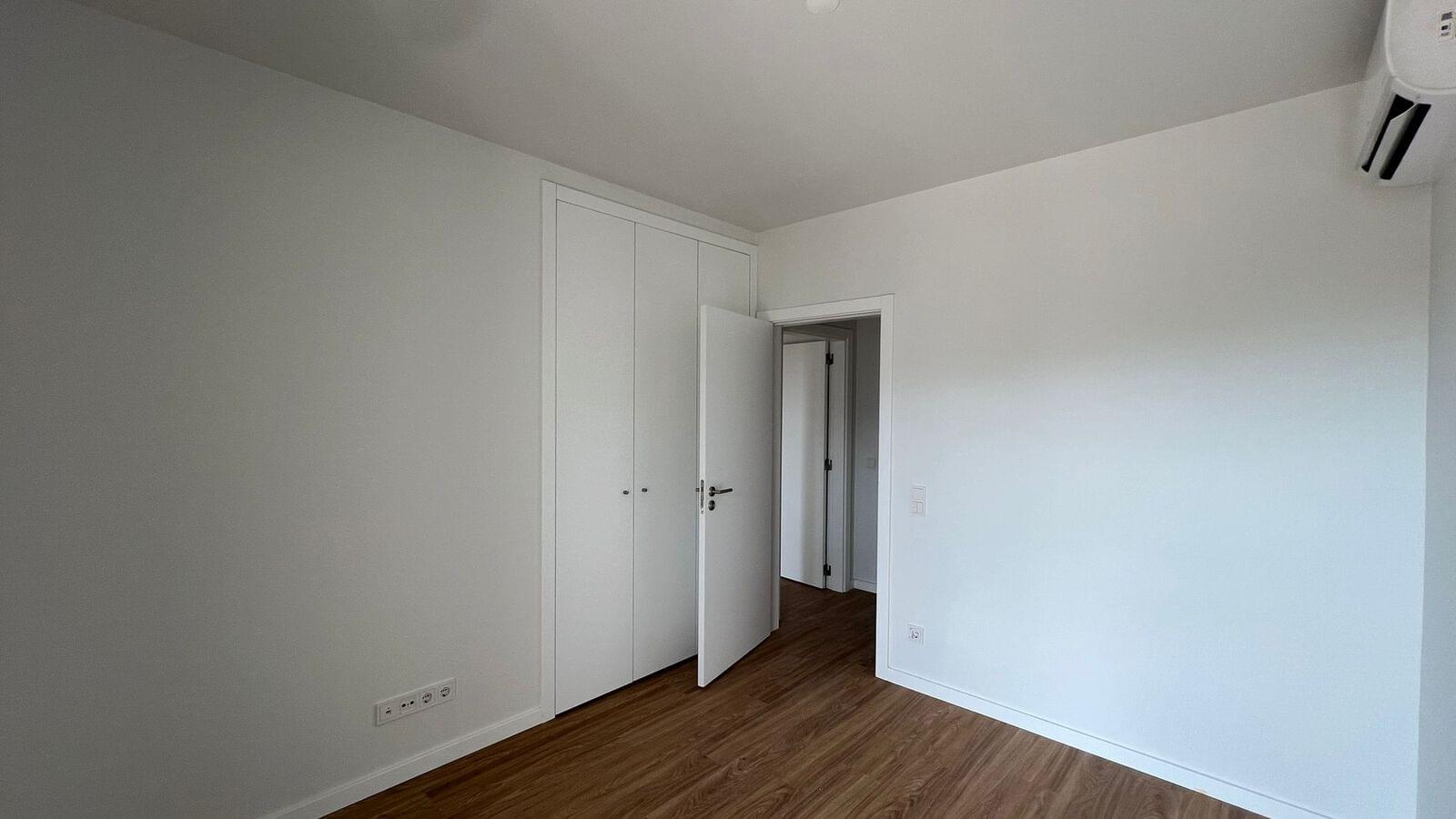 Apartamento T4 com piscina, Loures - Imagem 16