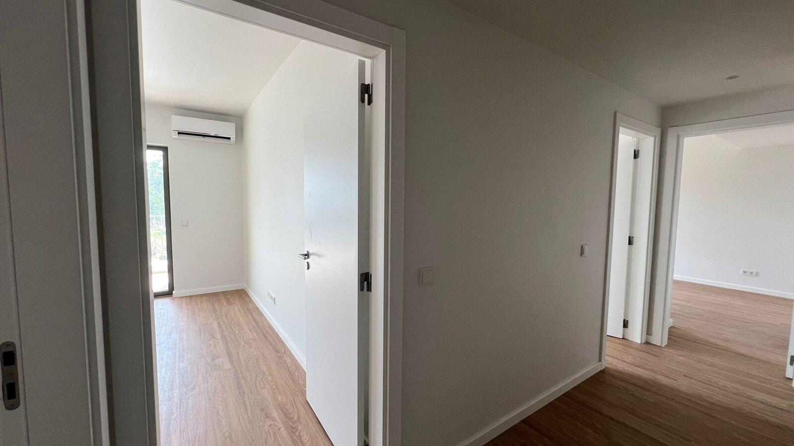 Apartamento T4 com piscina, Loures - Imagem 13