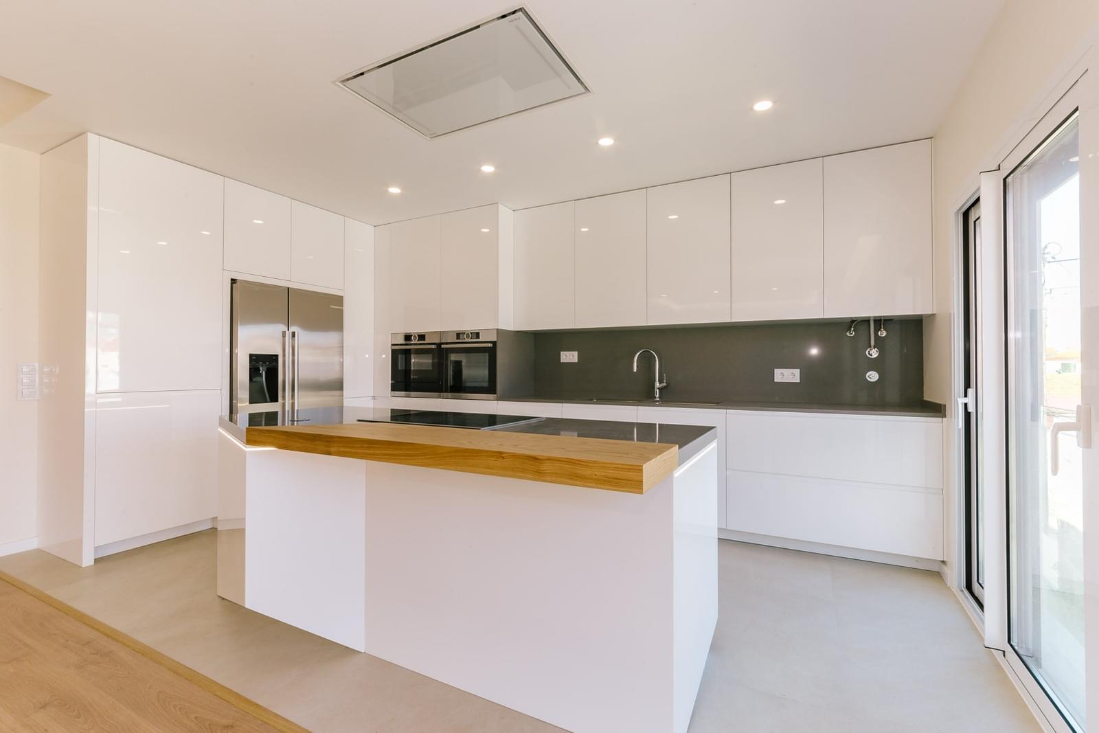 Duplex T4 com jardim, Alcochete - Imagem 5