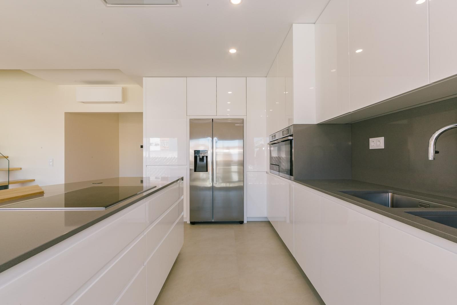 Duplex T4 com jardim, Alcochete - Imagem 6