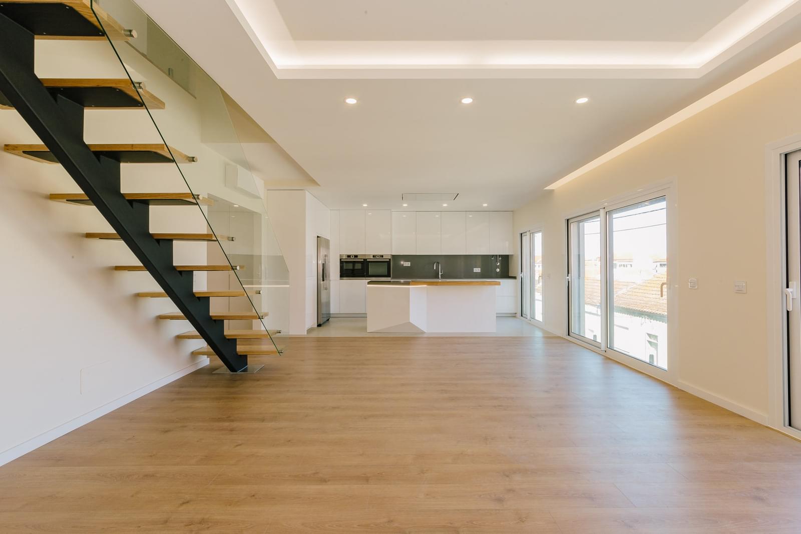 Duplex T4 com jardim, Alcochete - Imagem 12