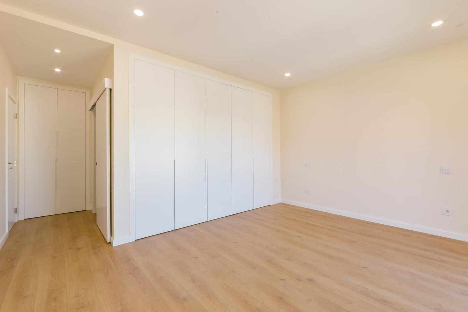 Duplex T4 com jardim, Alcochete - Imagem 30