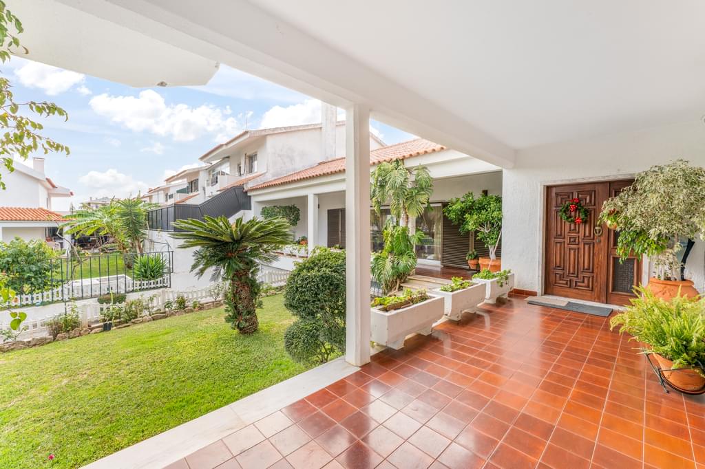 4 Bedroom House with garden, Nova Oeiras, Oeiras 1645194451