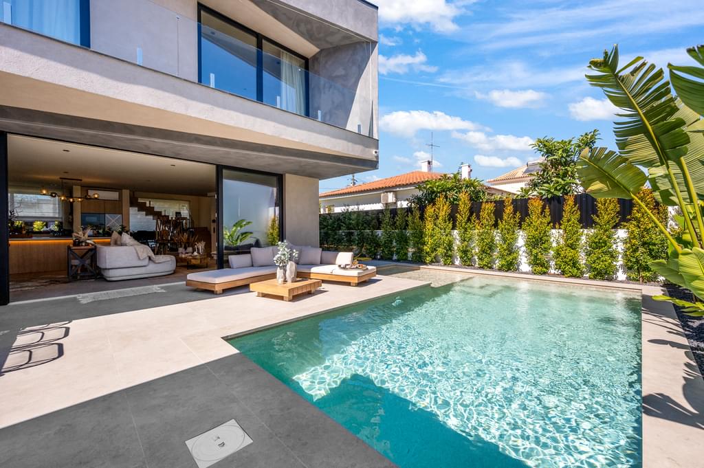 3 Bedroom Detached house with swimming pool, Aroeira, Almada 2609055784