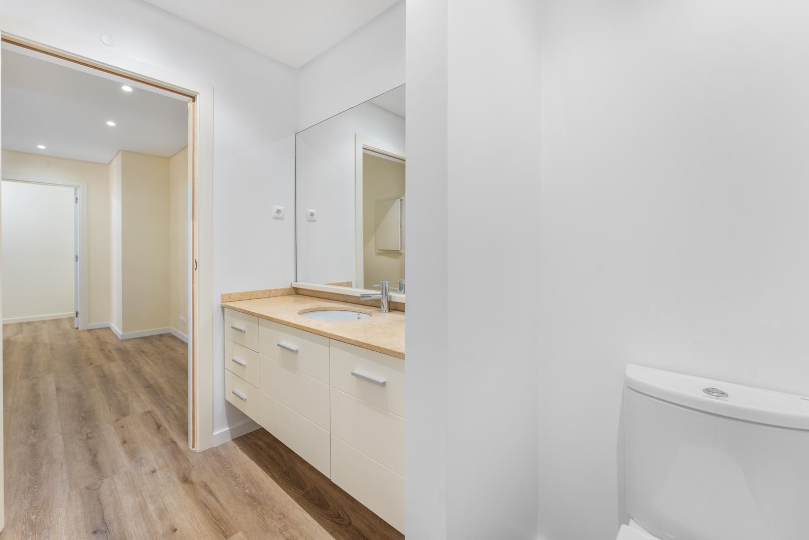 Apartamento T3 com estacionamento, Praça de Espanha, Lisboa - Imagem 17