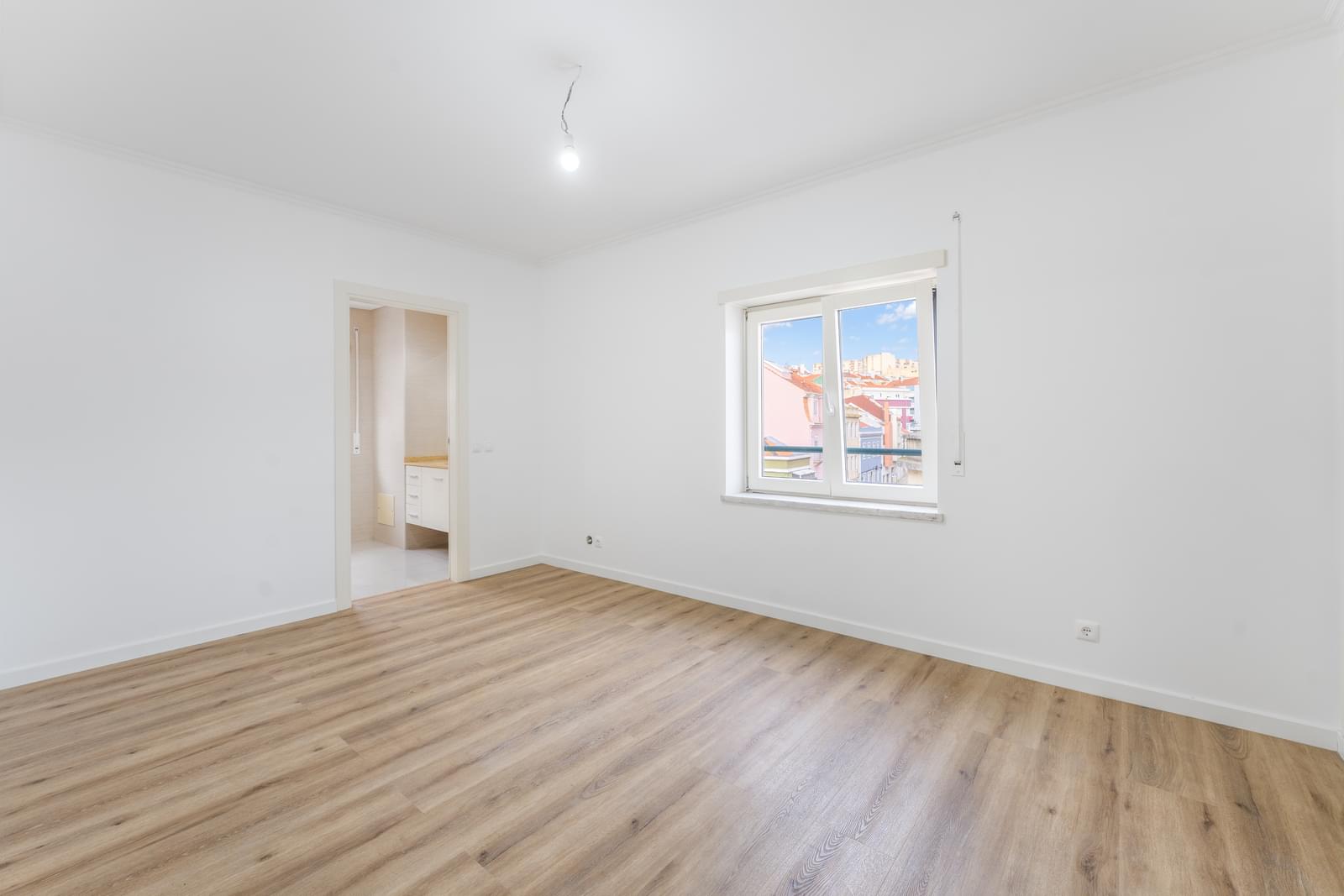 Apartamento T3 com estacionamento, Praça de Espanha, Lisboa - Imagem 15