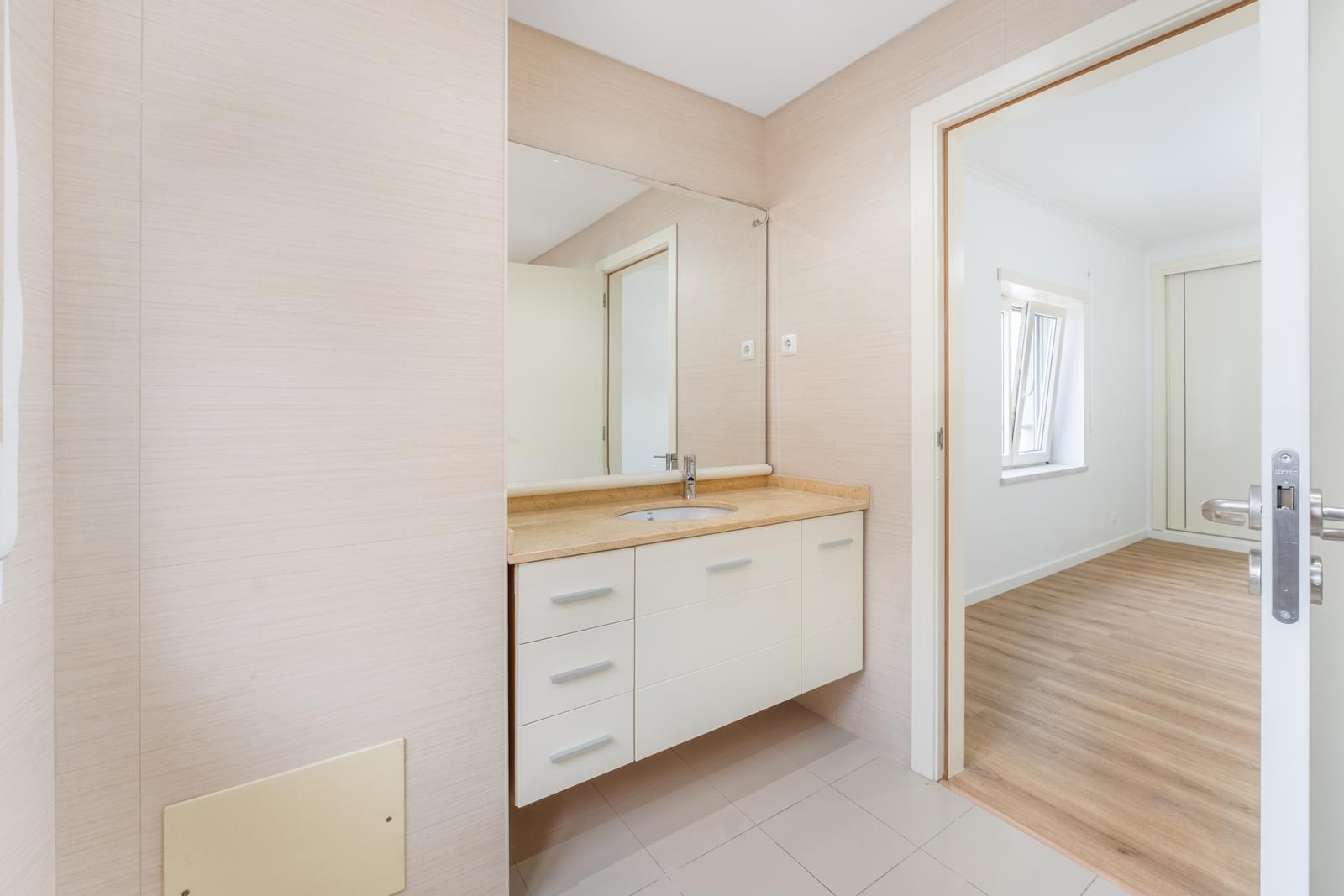 Apartamento T3 com estacionamento, Praça de Espanha, Lisboa - Imagem 19