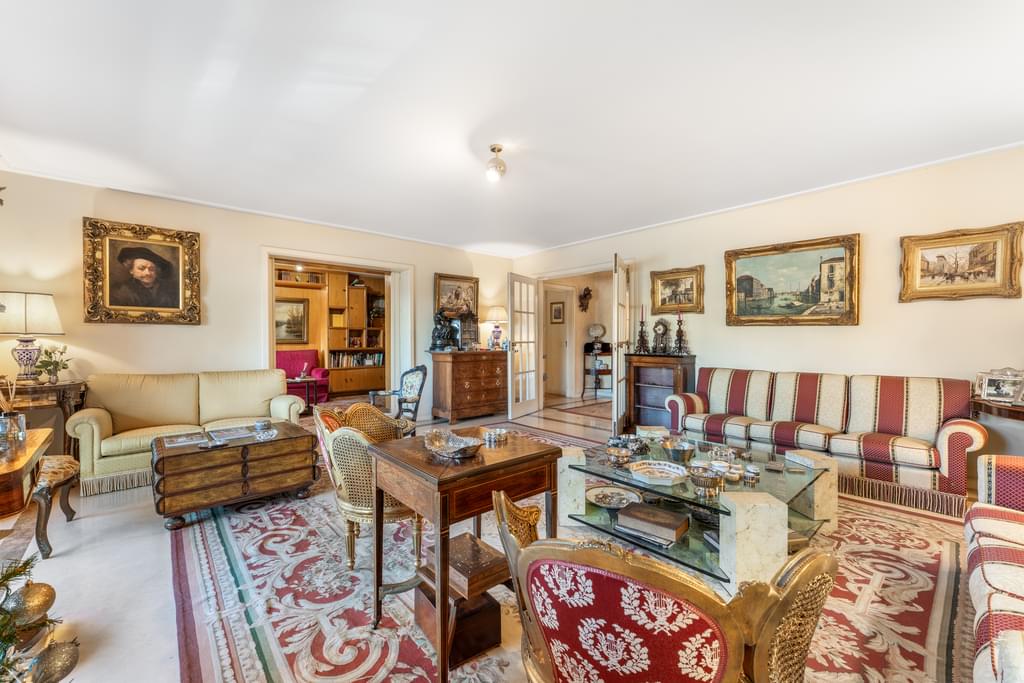 4 Bedroom Apartment with swimming pool, Sete Rios, Lisboa 2005419246