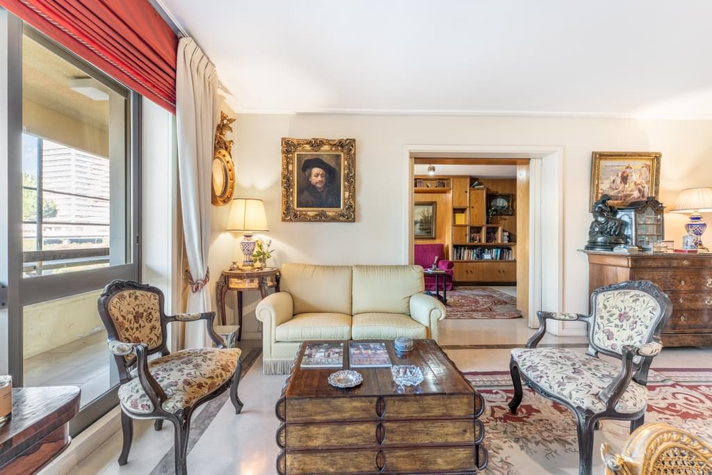 4 Bedroom Apartment with swimming pool, Sete Rios, Lisboa 2005419246